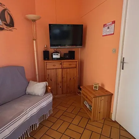 La Maison Du Bord De Piscine Vakantiehuis *